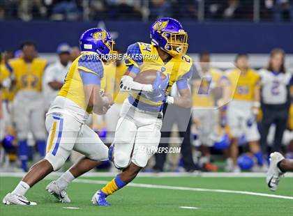Thumbnail 2 in Decatur vs. La Vega (UIL 4A Division 1 Semifinal) photogallery.