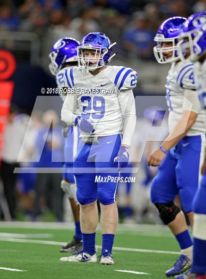 Thumbnail 1 in Decatur vs. La Vega (UIL 4A Division 1 Semifinal) photogallery.