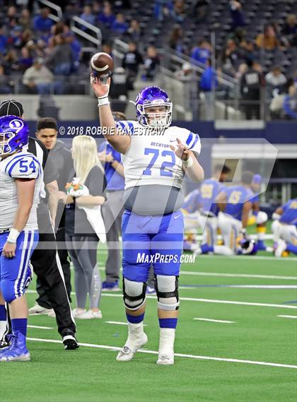 Thumbnail 1 in Decatur vs. La Vega (UIL 4A Division 1 Semifinal) photogallery.