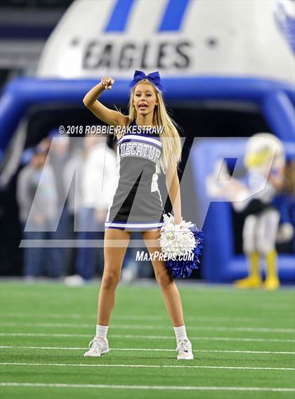 Thumbnail 1 in Decatur vs. La Vega (UIL 4A Division 1 Semifinal) photogallery.