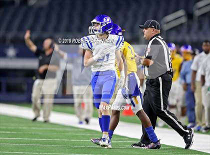 Thumbnail 3 in Decatur vs. La Vega (UIL 4A Division 1 Semifinal) photogallery.