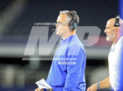 Thumbnail 2 in Decatur vs. La Vega (UIL 4A Division 1 Semifinal) photogallery.