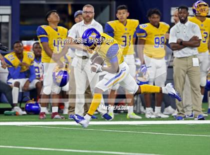 Thumbnail 3 in Decatur vs. La Vega (UIL 4A Division 1 Semifinal) photogallery.
