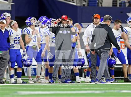 Thumbnail 2 in Decatur vs. La Vega (UIL 4A Division 1 Semifinal) photogallery.