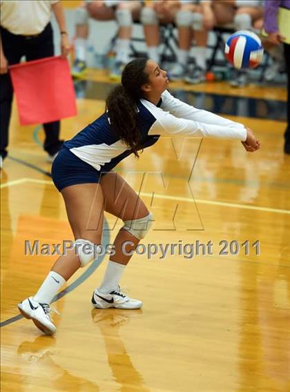 Thumbnail 3 in Valley Christian vs. Sacred Heart Cathedral (CIF CCS D3 Playoffs) photogallery.