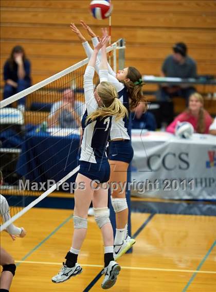 Thumbnail 2 in Valley Christian vs. Sacred Heart Cathedral (CIF CCS D3 Playoffs) photogallery.