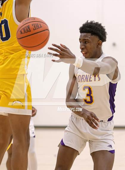 Thumbnail 2 in Eagle's Landing Christian Academy vs Hampton (MLK Luella HoopKlub Showcase) photogallery.