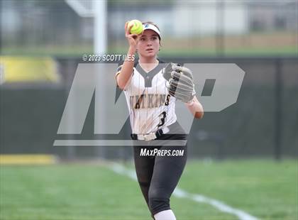 Thumbnail 3 in Teays Valley @ Watkins Memorial photogallery.