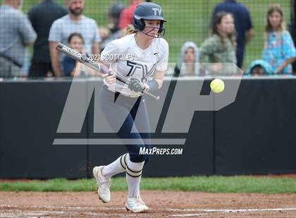 Thumbnail 1 in Teays Valley @ Watkins Memorial photogallery.