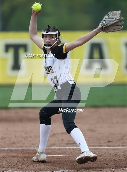 Thumbnail 2 in Teays Valley @ Watkins Memorial photogallery.