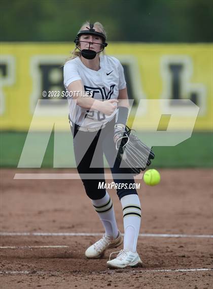 Thumbnail 2 in Teays Valley @ Watkins Memorial photogallery.