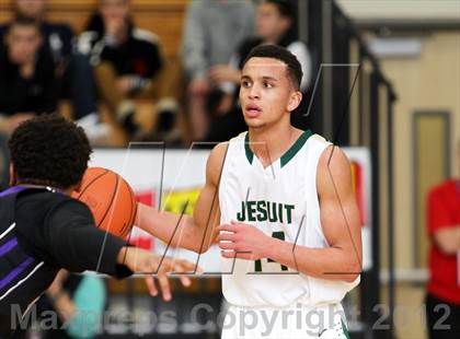 Thumbnail 1 in Jesuit vs Gonzaga (Les Schwab Invitational) photogallery.
