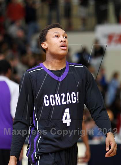 Thumbnail 2 in Jesuit vs Gonzaga (Les Schwab Invitational) photogallery.