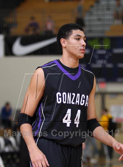 Thumbnail 2 in Jesuit vs Gonzaga (Les Schwab Invitational) photogallery.