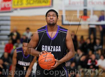 Thumbnail 2 in Jesuit vs Gonzaga (Les Schwab Invitational) photogallery.