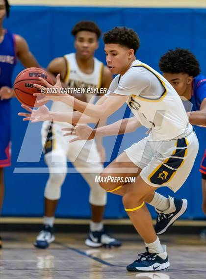Thumbnail 2 in Louisburg vs. North Raleigh Christian Academy (Phenom's City of Oaks Classic) photogallery.