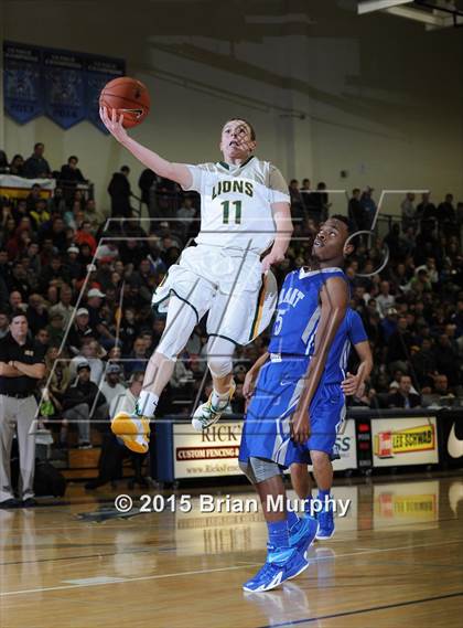 Thumbnail 3 in West Linn vs. Grant (Les Schwab Invitational) photogallery.