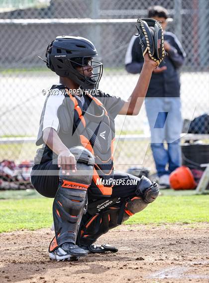 Thumbnail 2 in Foothill @ Monterey Trail photogallery.