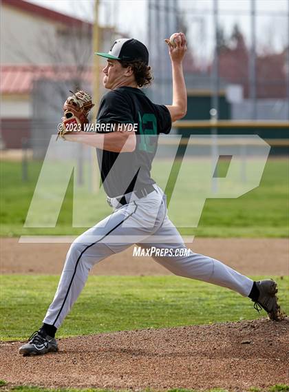 Thumbnail 3 in Foothill @ Monterey Trail photogallery.