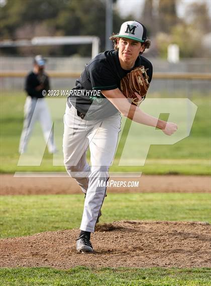 Thumbnail 3 in Foothill @ Monterey Trail photogallery.