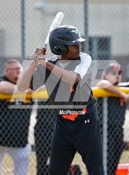 Thumbnail 3 in Foothill @ Monterey Trail photogallery.