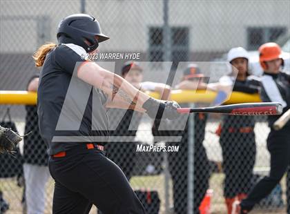 Thumbnail 3 in Foothill @ Monterey Trail photogallery.
