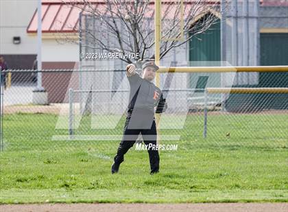 Thumbnail 1 in Foothill @ Monterey Trail photogallery.