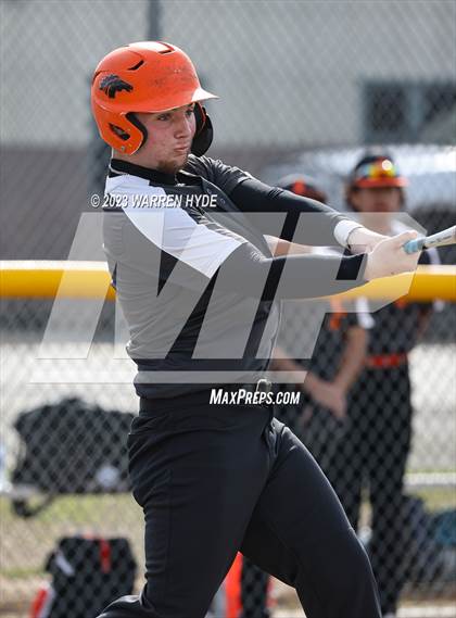 Thumbnail 2 in Foothill @ Monterey Trail photogallery.