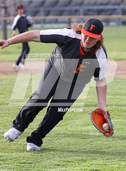 Thumbnail 3 in Foothill @ Monterey Trail photogallery.