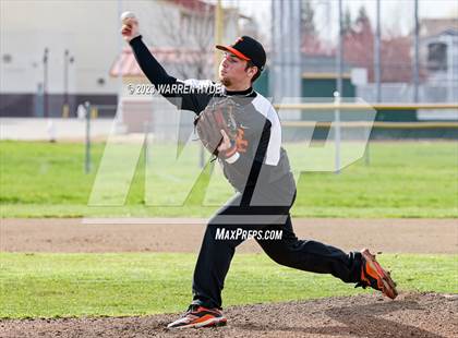 Thumbnail 3 in Foothill @ Monterey Trail photogallery.