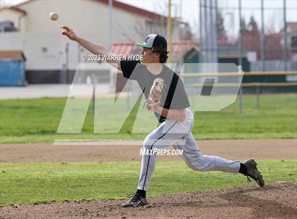 Thumbnail 2 in Foothill @ Monterey Trail photogallery.