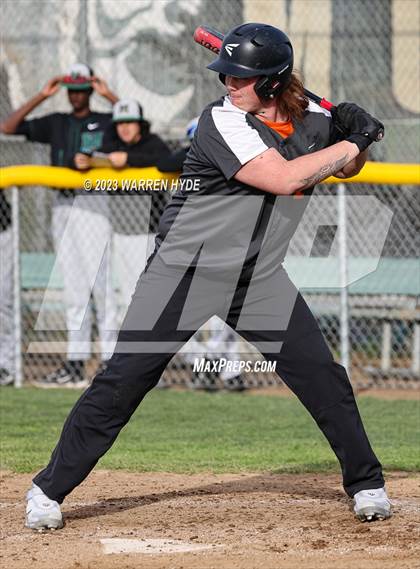 Thumbnail 1 in Foothill @ Monterey Trail photogallery.