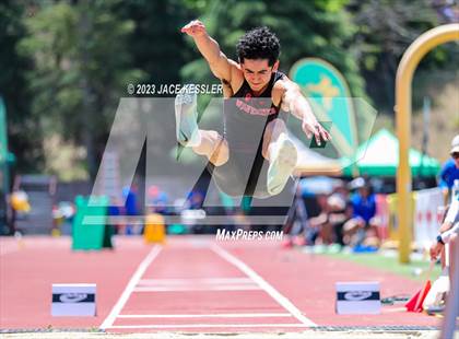 Thumbnail 2 in CIF-SS Track & Field Divisional Finals (Boys) photogallery.