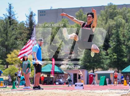 Thumbnail 2 in CIF-SS Track & Field Divisional Finals (Boys) photogallery.