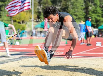 Thumbnail 1 in CIF-SS Track & Field Divisional Finals (Boys) photogallery.