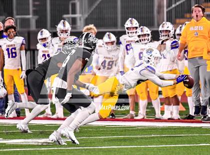 Thumbnail 3 in Serra @ St. John Bosco (CIF State Open DIV Championship Final) photogallery.