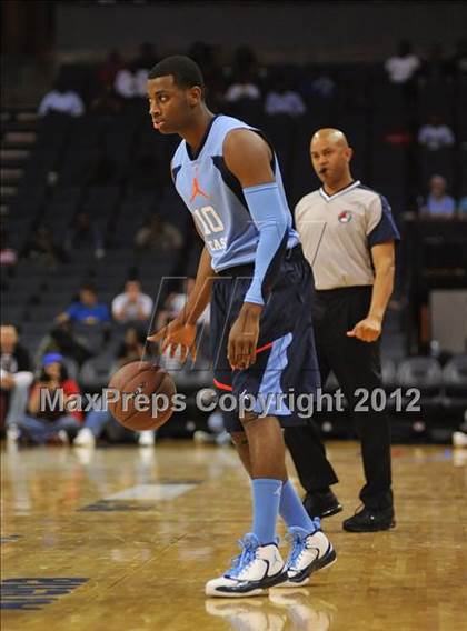 Thumbnail 1 in Jordan Brand Classic (East vs. West) photogallery.