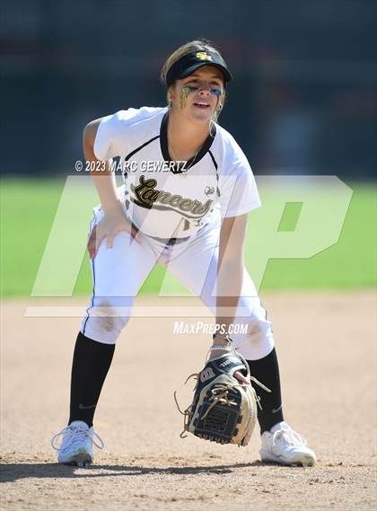 Thumbnail 1 in Sunny Hills @ Foothill photogallery.