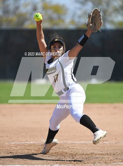 Thumbnail 2 in Sunny Hills @ Foothill photogallery.