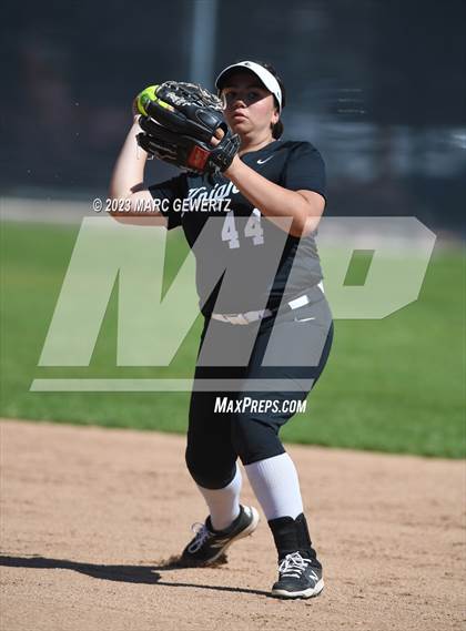 Thumbnail 1 in Sunny Hills @ Foothill photogallery.