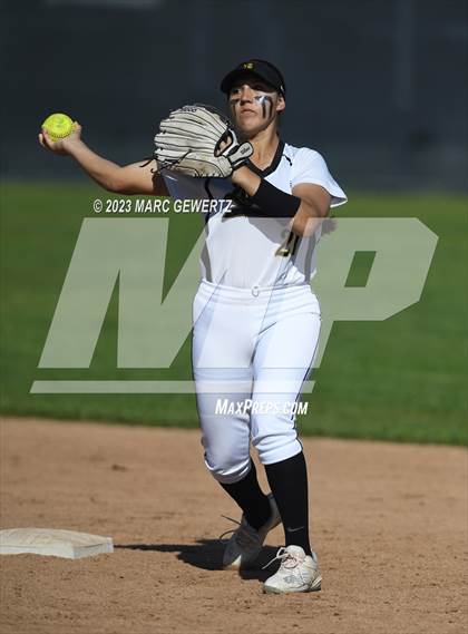 Thumbnail 2 in Sunny Hills @ Foothill photogallery.