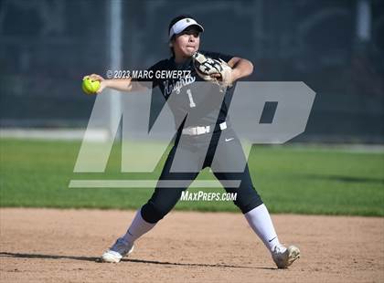 Thumbnail 1 in Sunny Hills @ Foothill photogallery.