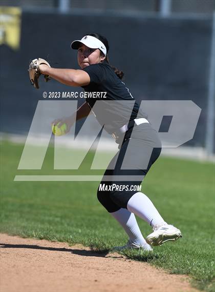Thumbnail 2 in Sunny Hills @ Foothill photogallery.
