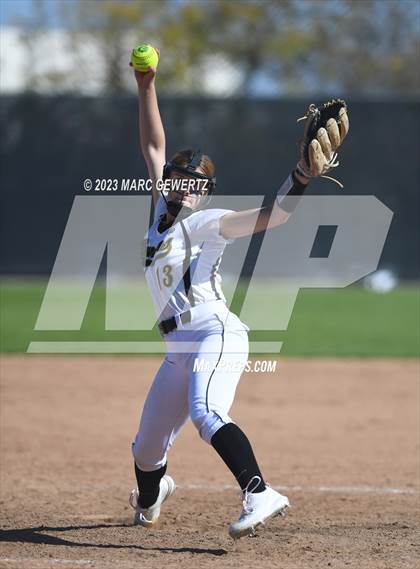 Thumbnail 2 in Sunny Hills @ Foothill photogallery.