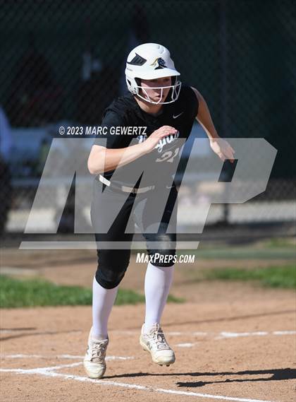 Thumbnail 2 in Sunny Hills @ Foothill photogallery.