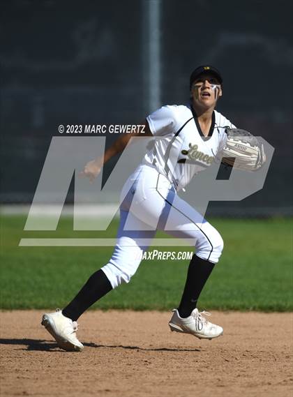Thumbnail 1 in Sunny Hills @ Foothill photogallery.