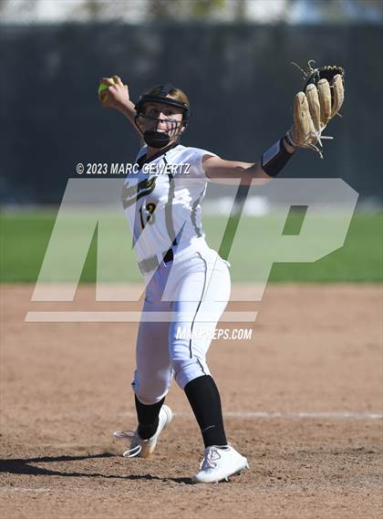 Thumbnail 2 in Sunny Hills @ Foothill photogallery.