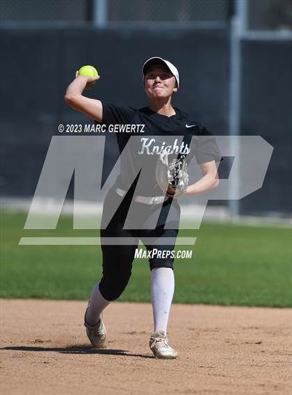 Thumbnail 2 in Sunny Hills @ Foothill photogallery.