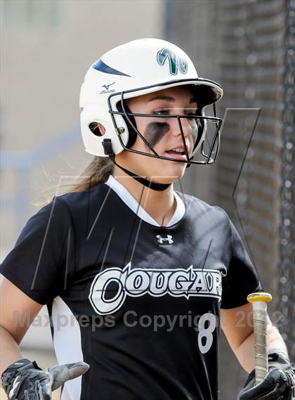 Thumbnail 3 in Niwot vs. Palmer Ridge (CHSAA 4A Playoffs) photogallery.