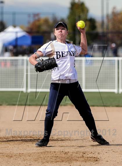 Thumbnail 2 in Niwot vs. Palmer Ridge (CHSAA 4A Playoffs) photogallery.